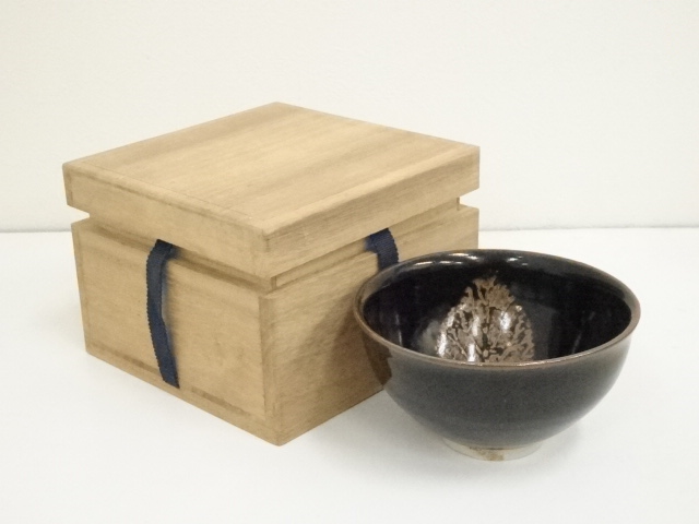 JAPANESE TEA CEREMONY / TEA BOWL CHAWAN / BLACK GLAZE